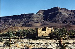 kasbah.JPG (55694 bytes)